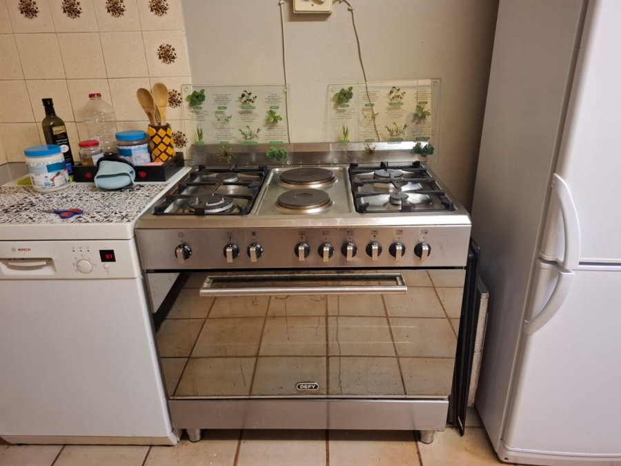 4 Bedroom Property for Sale in Bloemdal Free State